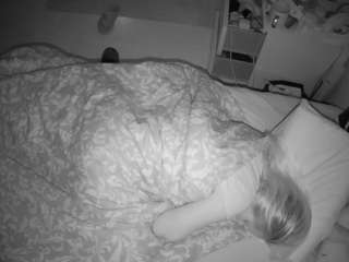 voyeurcam-julmodels-greybed-2 Modèle Webcam Profil