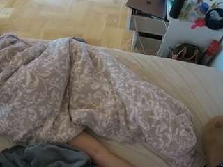 voyeurcam-julmodels-greybed-2 Webcam Model Profile