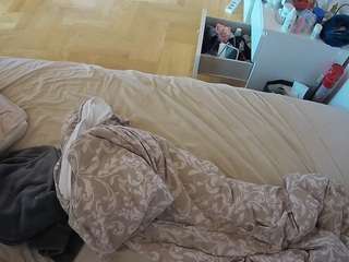 voyeurcam-julmodels-greybed-2 - Live Cam