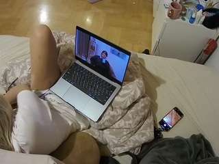 voyeurcam-julmodels-greybed-2 Live Webcam on CamSoda