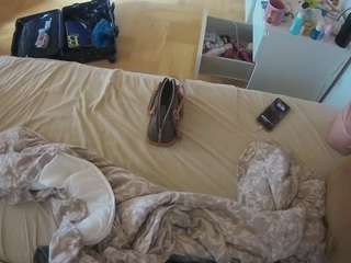 voyeurcam-julmodels-greybed-2 camsoda