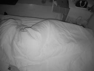 voyeurcam-julmodels-greybed-2 camsoda