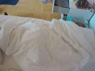voyeurcam-julmodels-greybed-2 camsoda