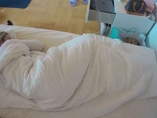voyeurcam-julmodels-greybed-2 camsoda