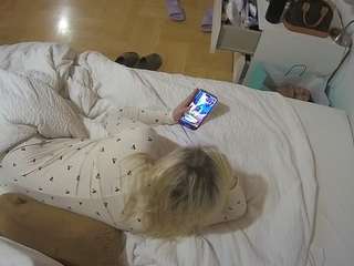 voyeurcam-julmodels-greybed-2 camsoda