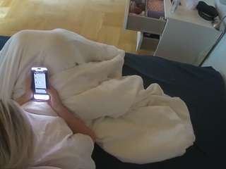 voyeurcam-julmodels-greybed-2 webcam model