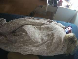 voyeurcam-julmodels-greybed-2 camsoda