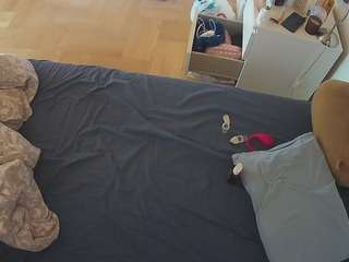 voyeurcam-julmodels-greybed-2 camsoda