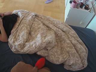 voyeurcam-julmodels-greybed-2 webcam model