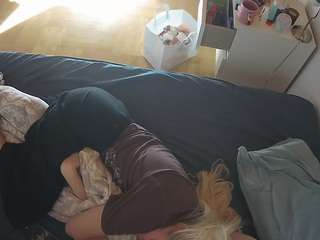 voyeurcam-julmodels-greybed-2 - Live HD Webcam