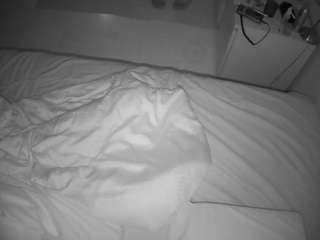 voyeurcam-julmodels-greybed-2's CamSoda show and profile