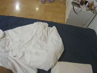 voyeurcam-julmodels-greybed-2 camsoda