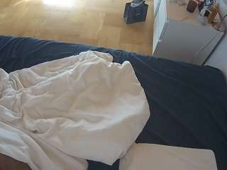 Live Sex Chat with Julmodels Bedroom-B2 (@voyeurcam-julmodels-greybed-2)