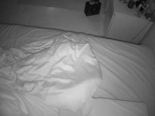 voyeurcam-julmodels-greybed-2's CamSoda show and profile