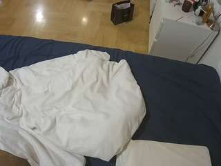 voyeurcam-julmodels-greybed-2's CamSoda show and profile