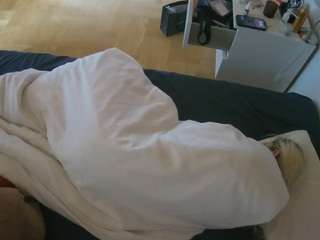 voyeurcam-julmodels-greybed-2's CamSoda show and profile