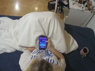 Live Sex Chat with Julmodels Bedroom-B2 (@voyeurcam-julmodels-greybed-2)