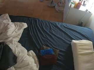 voyeurcam-julmodels-greybed-2 webcam model