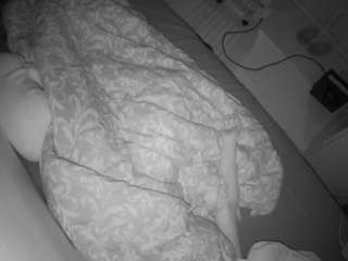 voyeurcam-julmodels-greybed-2 Profile Image