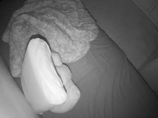 voyeurcam-julmodels-greybed-2 live cam profile