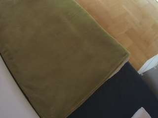 voyeurcam-julmodels-greybed-2 live cam profile