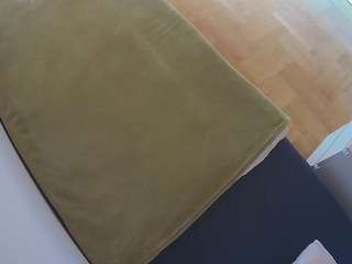 voyeurcam-julmodels-greybed-2 live cam profile