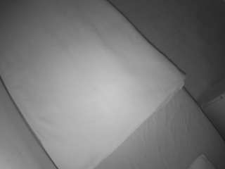 voyeurcam-julmodels-greybed-2 live cam profile