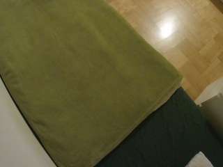 voyeurcam-julmodels-greybed-2