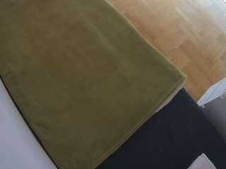 voyeurcam-julmodels-greybed-2