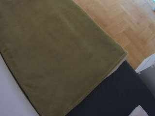 voyeurcam-julmodels-greybed-2