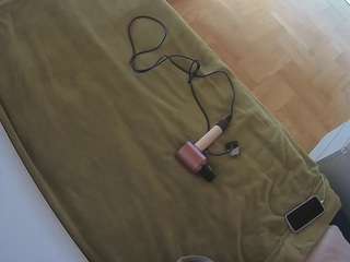 voyeurcam-julmodels-greybed-2 webcam