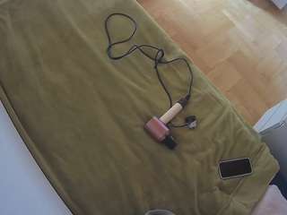 voyeurcam-julmodels-greybed-2 webcam