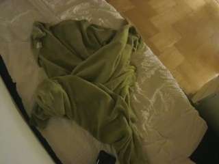 voyeurcam-julmodels-greybed-2 webcam