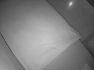 voyeurcam-julmodels-greybed-2 webcam