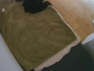 voyeurcam-julmodels-greybed-2 webcam