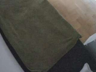 यह मॉडल अभी लाइव है. voyeurcam-julmodels-greybed-2