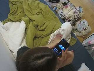 Ten model jest teraz na żywo. voyeurcam-julmodels-greybed-2