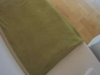 voyeurcam-julmodels-greybed-2