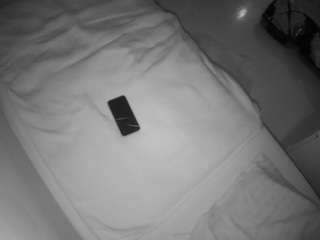 Julmodels Bedroom-B2 live cam — amateur, flash, flashing