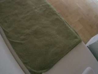 voyeurcam-julmodels-greybed-2