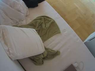 voyeurcam-julmodels-greybed-2 live webcam show