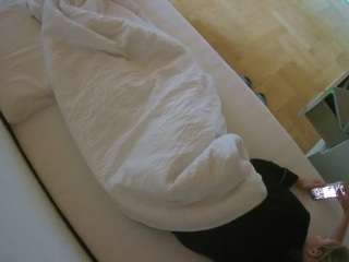 voyeurcam-julmodels-greybed-2 live webcam show