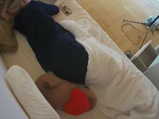 Julmodels Bedroom-B2 live cam preview