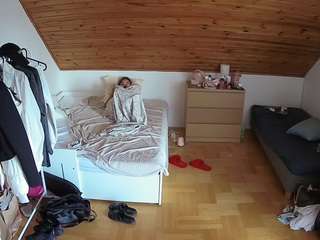 voyeurcam-julmodels-greybed-3 Model Search Nude camsoda