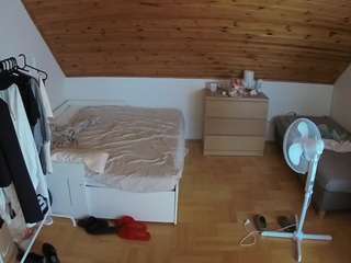 voyeurcam-julmodels-greybed-3 Free Cam Models camsoda