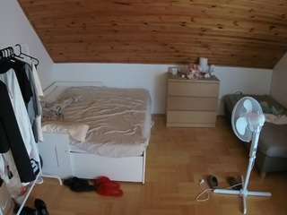 Emma Gray Camsoda camsoda voyeurcam-julmodels-greybed-3