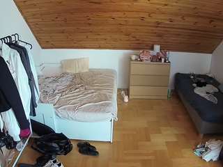 Sweden Nude Models camsoda voyeurcam-julmodels-greybed-3