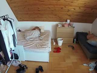 voyeurcam-julmodels-greybed-3 Xhamster Live Models camsoda