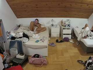 voyeurcam-julmodels-greybed-3 Thumb Image