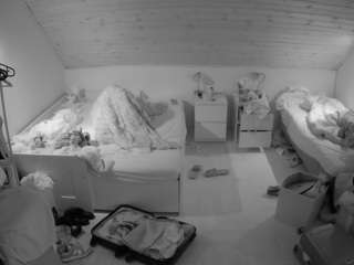 voyeurcam-julmodels-... webcam